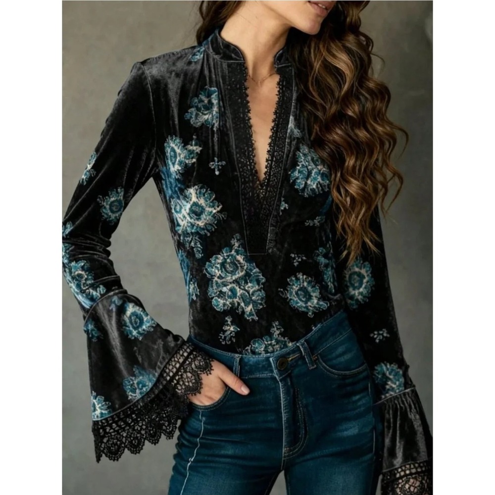 FuTario Women Teal Bell Sleeve Blouse Lace Hem Velvet Whimsigoth Witchy Dark M